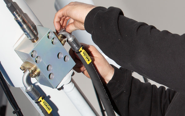 Reliable hydraulic experts available on the spot