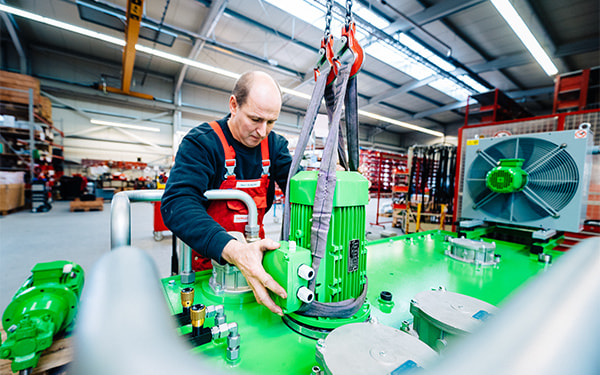 Cylinder repairs “made in Königshofen”
