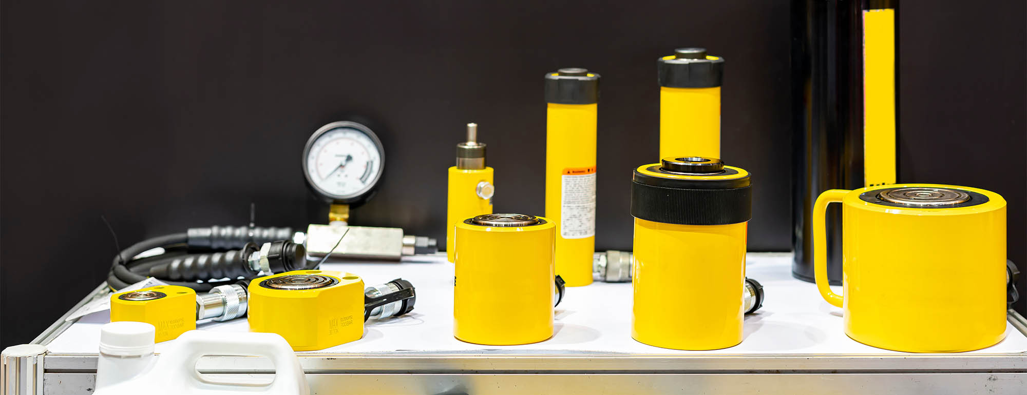 HANSA-FLEX COMPONENTS FOR HIGH-PRESSURE HYDRAULICS UP TO 700 BAR