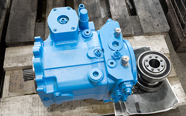 Repair and overhaul of hydraulic components