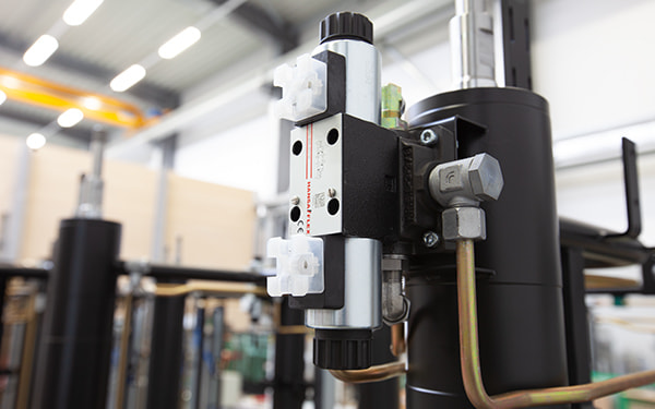 Valve technology for pressures up to 350 bar