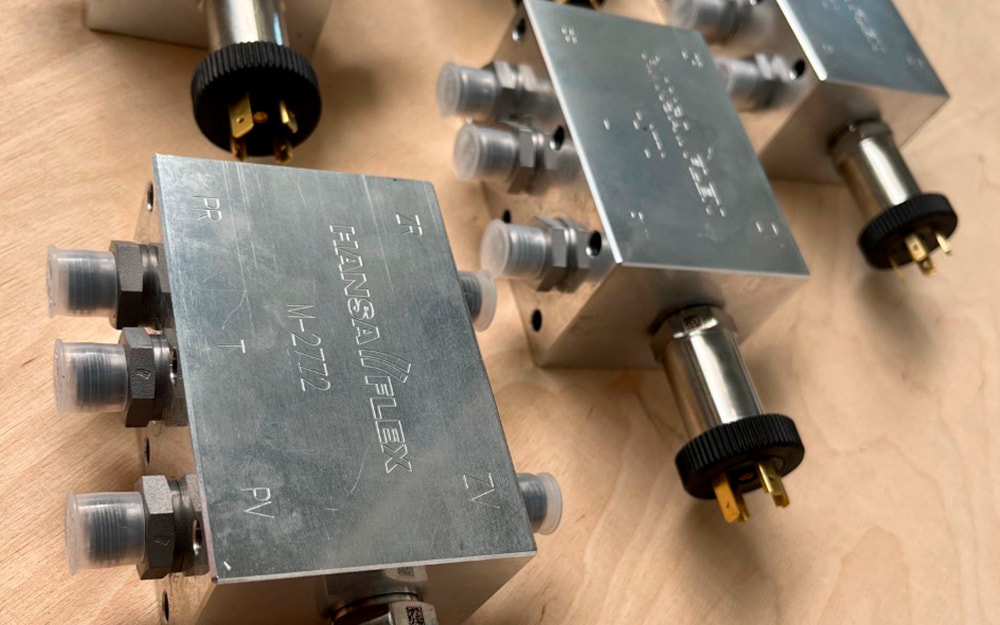 Analogue and digital pressure switches and sensors
