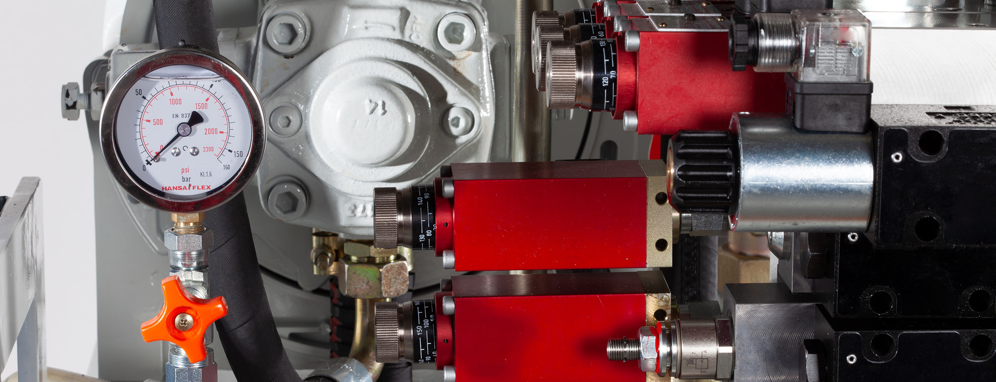 SWITCHES AND SENSORS FOR HYDRAULICS
