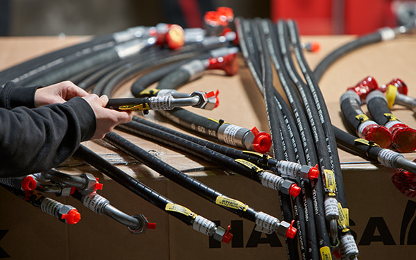 HANSA-FLEX hydraulic hoses