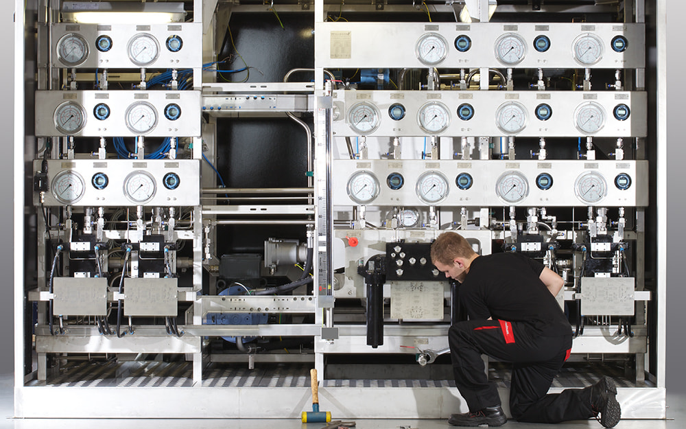 High-quality power units manufactured one-off or in series production