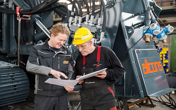 Desde la instalación hasta el servicio técnico: HANSA-FLEX Servicio Industrial