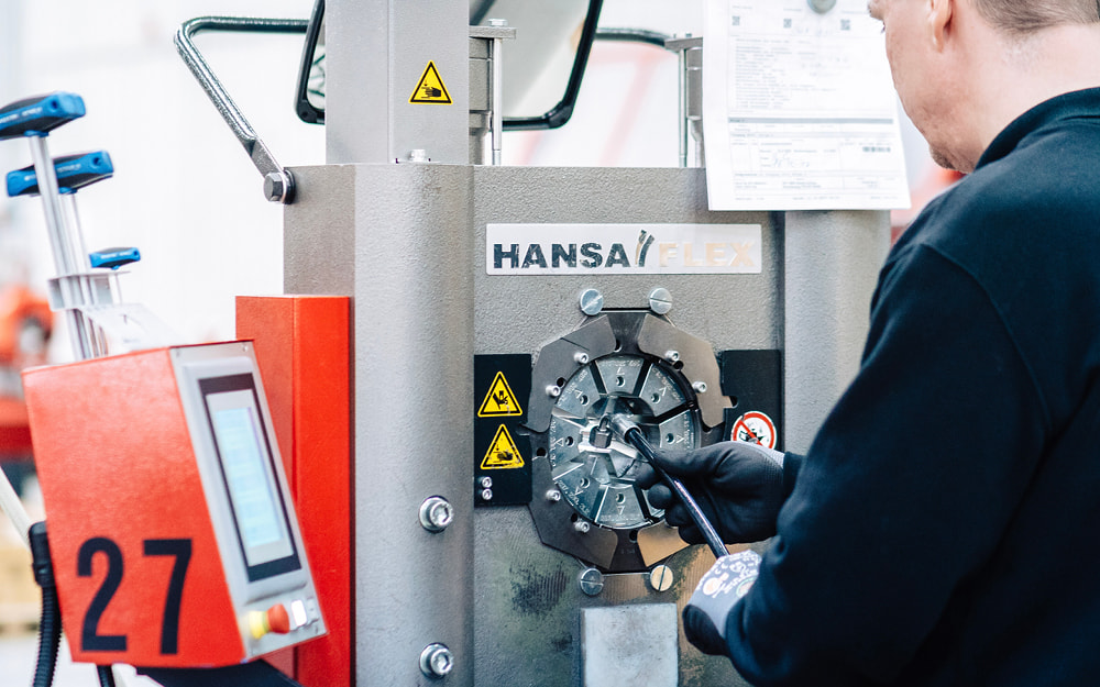 Premontaje profesional en la sucursal HANSA-FLEX